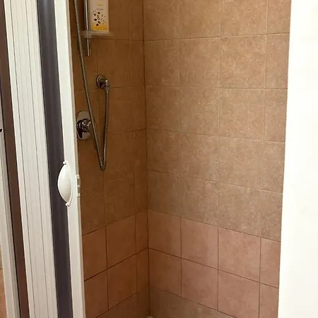 ベッド・アンド・ブレックファスト La Casa Di Carolina マラテーア