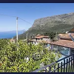 La Casa Di Carolina Bed & Breakfast
